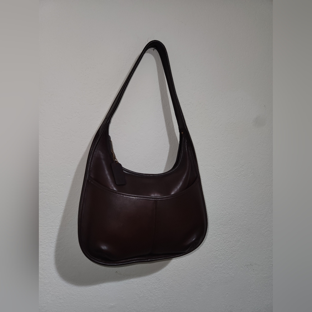 SOLD - Vintage Mahogany Coach 9033